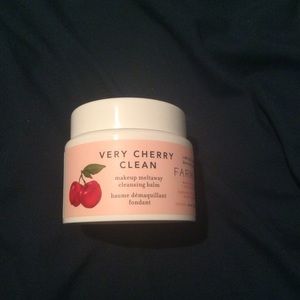 Farmacy Very Cherry Clean